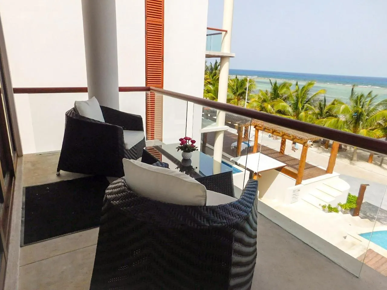 Aquastar By Rt Vacation Rentals Mahahual